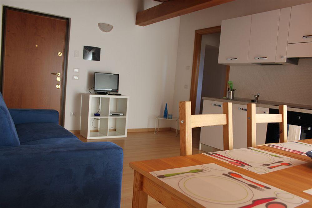 Lakeside Holiday Resort โดมาโซ ภายนอก รูปภาพ